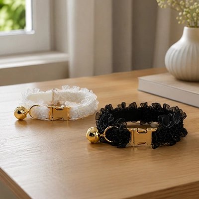 Collier Chien dentelle noir et blanc